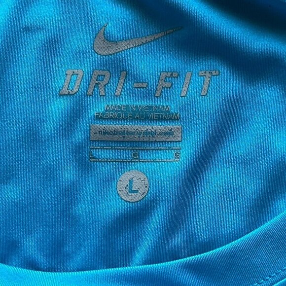 Nike Dri Fit Blue & Black Gym Shirt, Men’s Running Shirt, Lightweight Nike Shirt - Picture 3 of 5